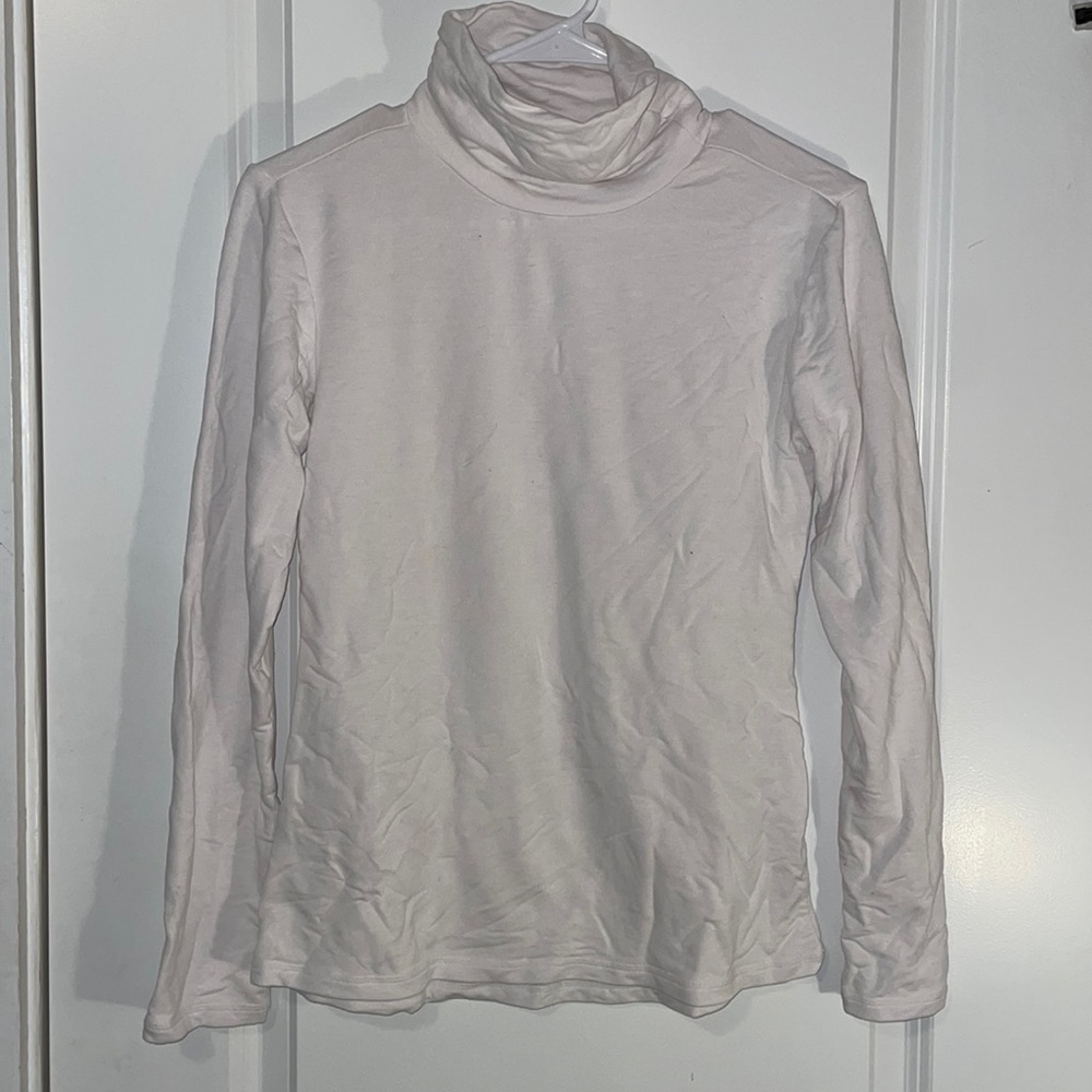 White Longsleve Turtleneck